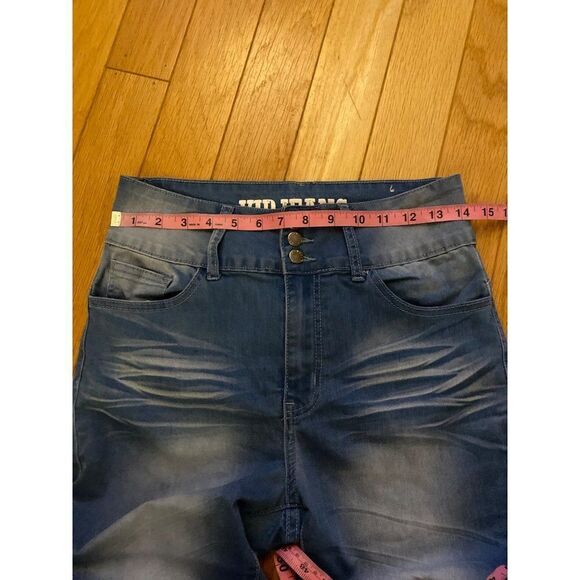 VIP Jeans, women's elastic waist pull on faded wash stretch capri jeans sz 9/29 - Picture 6 of 8